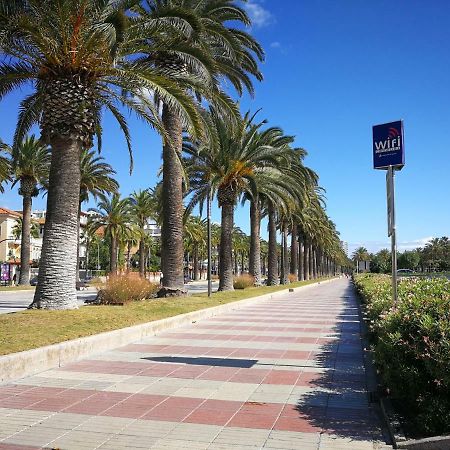 Apartment In Salou, Escaladei Dış mekan fotoğraf